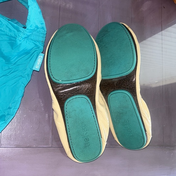 Tieks Nude Size 9 - Picture 2 of 5